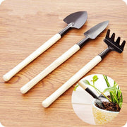 1598 Kids Garden Tools Set Of 3 Pieces (Trowel Shovel Rake) thumbnail 1