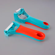 4-in-1 Multi-functional Vegetable  Fruit Peeler (1 Pc) thumbnail 3