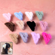Big-size Soft Faux Fur Hair Claw Clips (1 Pc) thumbnail 1