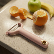 Handheld Vegetable And Fruit Peeler (1 Pc) thumbnail 2