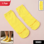 Tuesday Theme Yellow Casual Socks (1 Pair) thumbnail 7