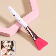 Professional Silicone Face Mask Applicator Brush (1 Pc) thumbnail 1