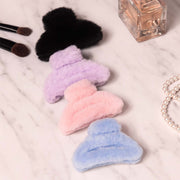 Big-size Soft Faux Fur Hair Claw Clips (1 Pc) thumbnail 5