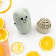 5491 Squeezer Simple Manual Citrus Juicer Small Portable Lime Juicer Cup Food Grade Plastic Juicer  High Quality Instant Juicer For Home  Travel Use thumbnail 4