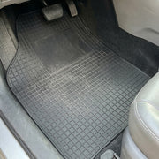 Universal Heavy Duty Car Floor Mat Set (4 Pc Set) thumbnail 4